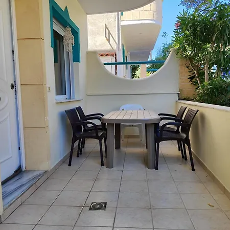 Apartment House Of Christopher